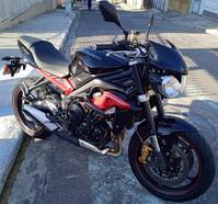 triumph street triple r