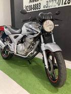 HONDA - CBX 250 TWISTER - 2005/2005 - Prata - R$ 9.990,00