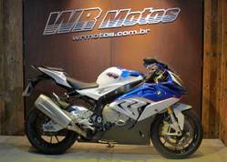 Você compraria uma BMW S 1.000 RR verde?