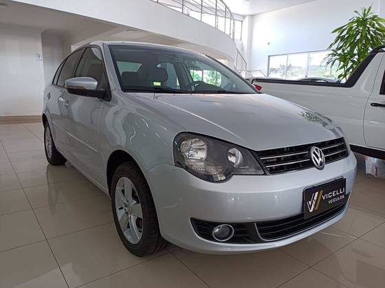 polo sedan 2013 2.0