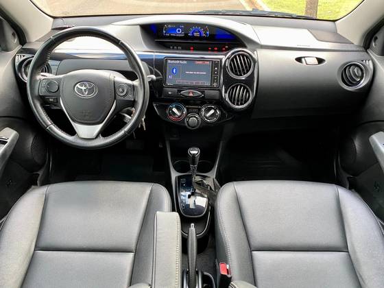 etios crossover interior