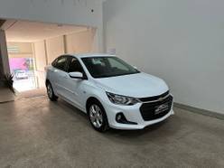 Chevrolet Onix 1.0 Turbo Flex Plus em Brasília