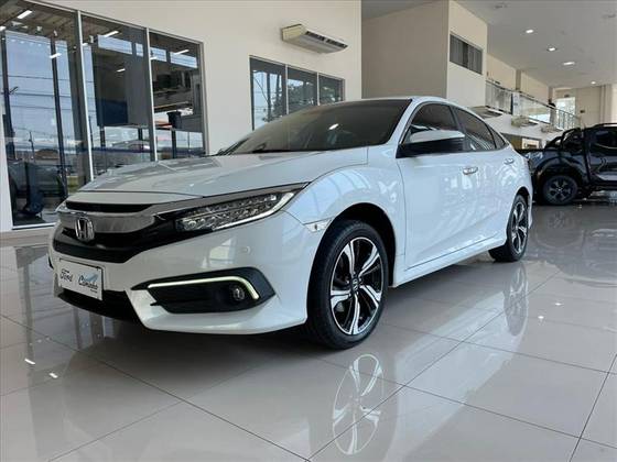 Honda Civic Type R chega ao Brasil com 297 cv e preço de R$ 429.900