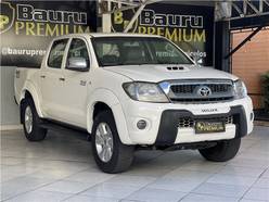 Comprar Picape Toyota Hilux Caminhonete 3.0 4P 4x4 Srv Turbo Diesel Top  Cabine Dupla Automático Prata 2015 em Bauru-SP