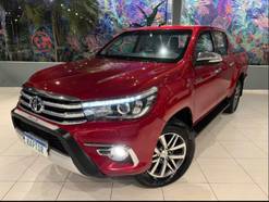 Comprar Picape Toyota Hilux Caminhonete 3.0 4P 4x4 Srv Turbo Diesel Top  Cabine Dupla Automático Prata 2015 em Bauru-SP