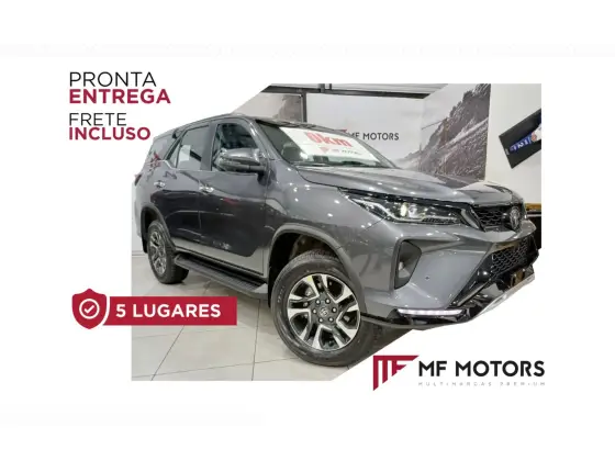 Carro 2.8 D-4D TURBO DIESEL SRX PLATINUM 4X4 AUTOMÁTICO