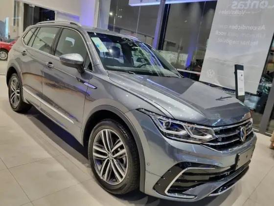 Carro 2.0 300 TSI GASOLINA ALLSPACE R-LINE AUTOMÁTICO