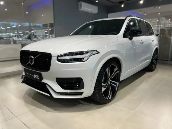 Carro 2.0 T8 RECHARGE ULTRA DARK AWD GEARTRONIC