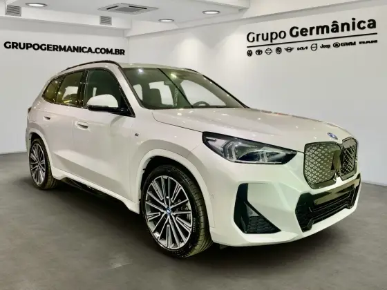 Carro ELÉTRICO XDRIVE30 M SPORT