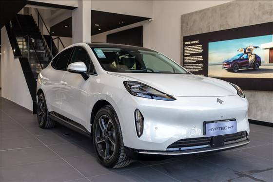 Carro 72,7 KW ELÉTRICO ELITE