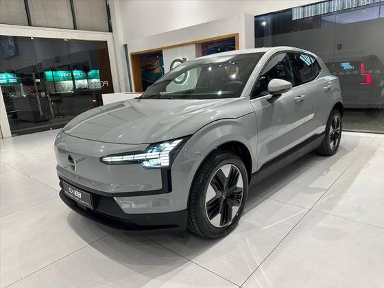 Carro 51 KW ELÉTRICO CORE