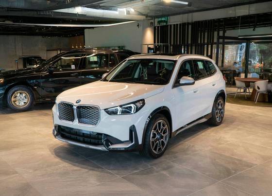 Carro ELÉTRICO XDRIVE30 M SPORT