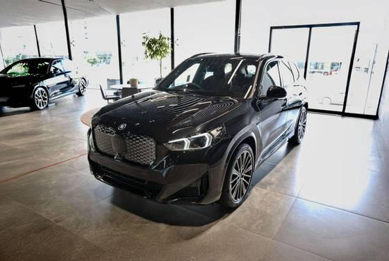 Carro ELÉTRICO XDRIVE30 M SPORT