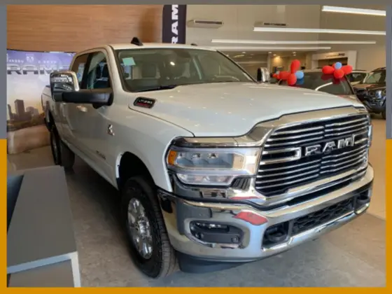 Carro 6.7 I6 TURBO DIESEL LARAMIE CD 4X4 AUTOMÁTICO