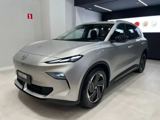 Carro 64 KW ELÉTRICO LUXURY