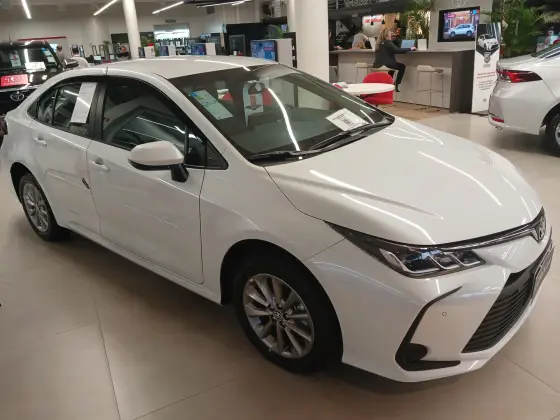 Carro 2.0 VVT-IE FLEX GLI DIRECT SHIFT