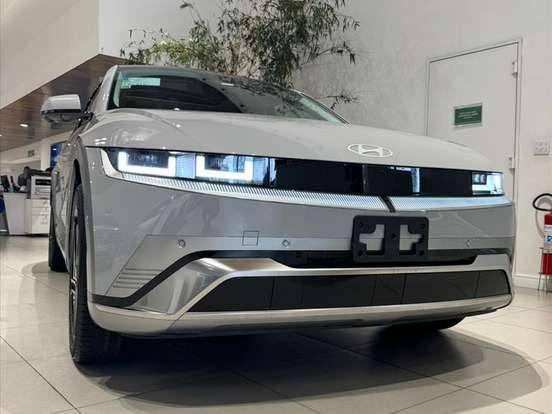Carro 84 KW ELÉTRICO SIGNATURE AWD