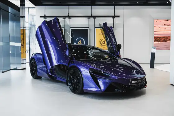 Carro 3.0 V6 BITURBO HYBRID SSG