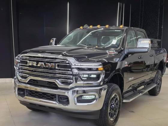 Carro 6.7 I6 TURBO DIESEL LARAMIE CD 4X4 AUTOMÁTICO