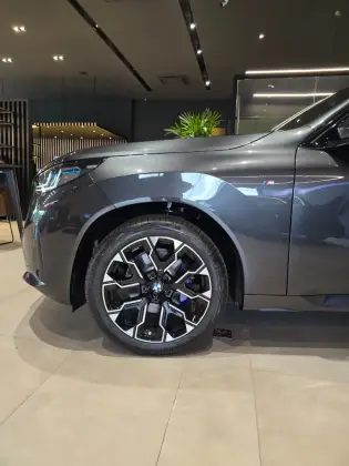 Carro 2.0 TWINPOWER MHEV XDRIVE30I M SPORT STEPTRONIC