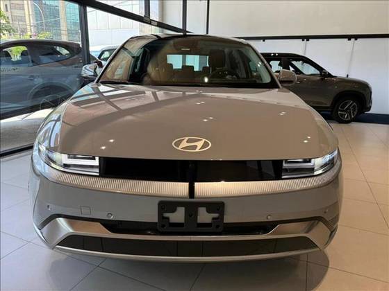 Carro 84 KW ELÉTRICO SIGNATURE AWD