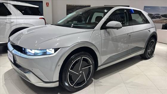 Carro 84 KW ELÉTRICO SIGNATURE AWD