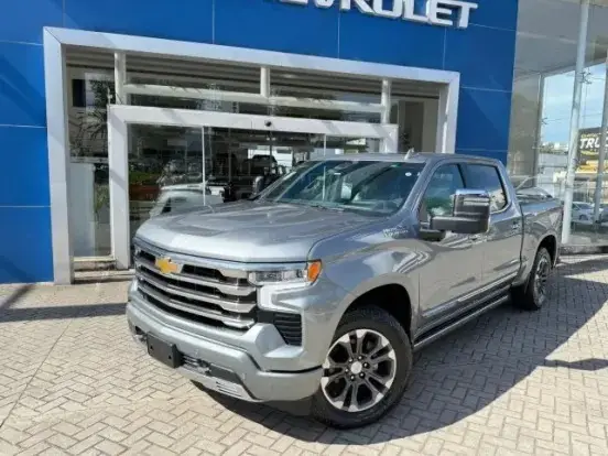 Carro 5.3 V8 GASOLINA 1500 HIGH COUNTRY 4X4 AUTOMÁTICO
