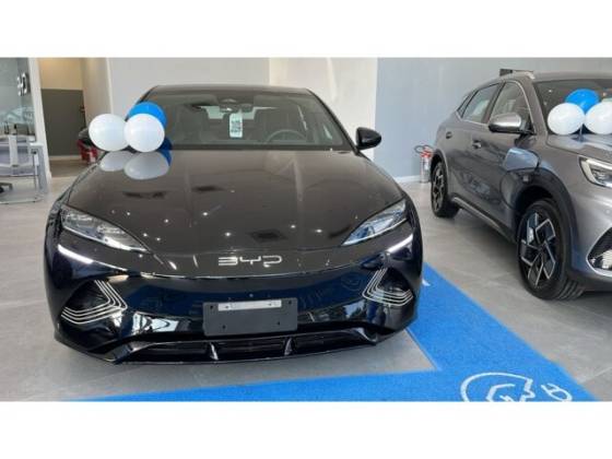 Carro 82,5 KW ELÉTRICO AWD