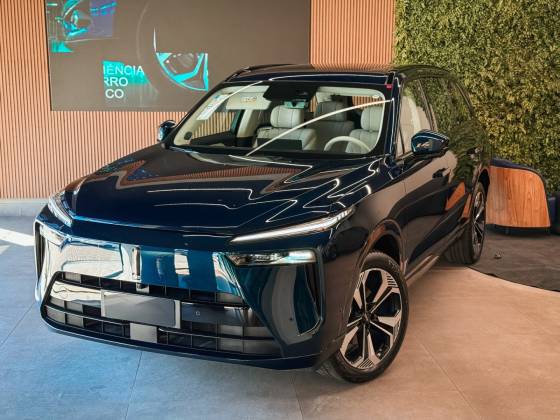 Carro 1.5 TURBO PHEV AWD DHT