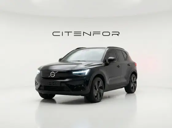 Carro P8 RECHARGE TWIN ELECTRIC ULTRA BLACK EDITION AWD