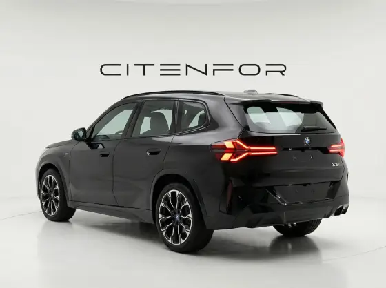 Carro 2.0 TWINPOWER MHEV XDRIVE30I M SPORT STEPTRONIC