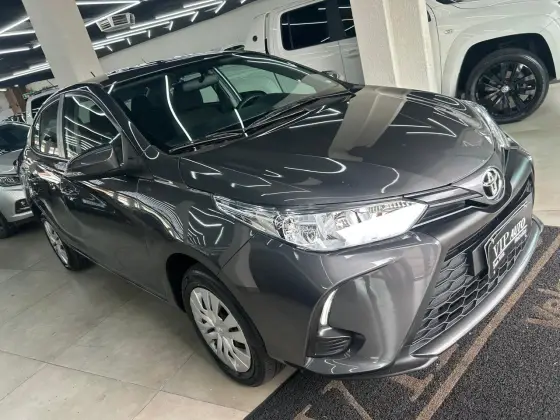 Carro 1.5 16V FLEX SEDAN XL MULTIDRIVE