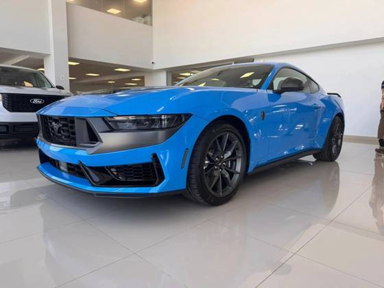 Carro 5.0 V8 GASOLINA DARK HORSE SELECTSHIFT