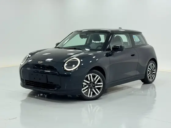 Carro 40,7 KW ELÉTRICO 2P E