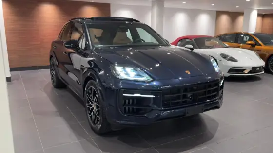 Carro 3.0 V6 E-HYBRID BLACK EDITION AWD TIPTRONIC S