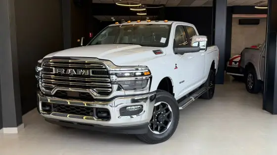 Carro 6.7 I6 TURBO DIESEL LARAMIE CD 4X4 AUTOMÁTICO
