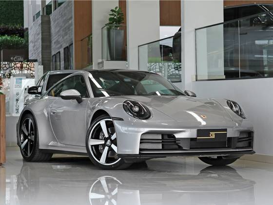 Carro 3.0 24V H6 GASOLINA CARRERA PDK