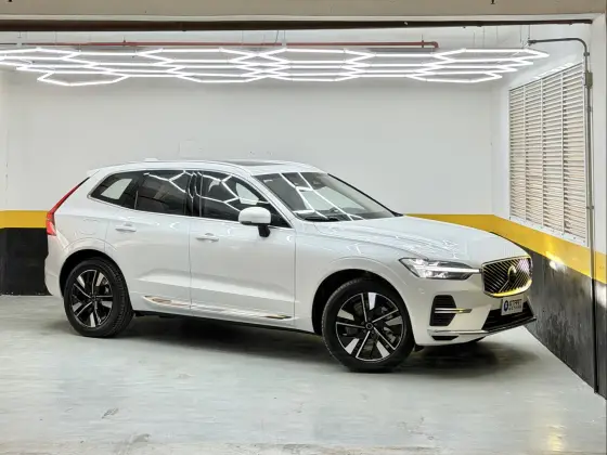 Carro 2.0 T8 PHEV PLUS AWD GEARTRONIC