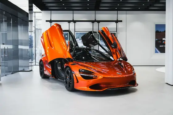 Carro 4.0 V8 TURBO GASOLINA SSG