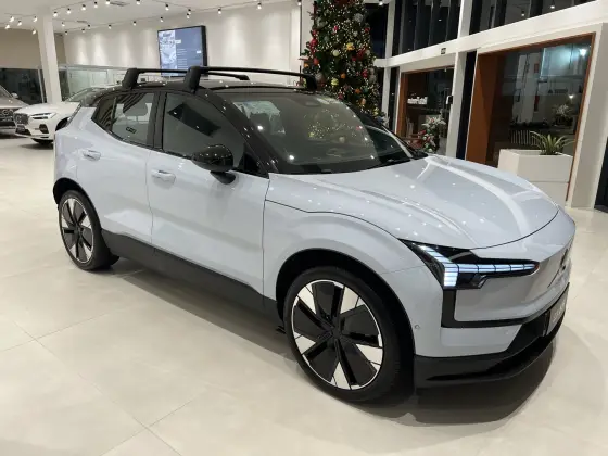 Carro 69 KW ELÉTRICO ULTRA