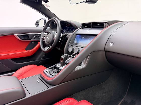 JAGUAR F-TYPE 2.0 P300 GASOLINA R-DYNAMIC CABRIO AUTOMÁTICO — foto 13
