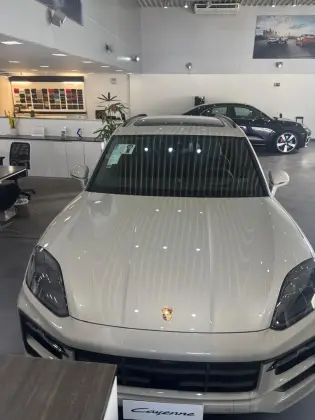 Carro 3.0 V6 E-HYBRID BLACK EDITION AWD TIPTRONIC S