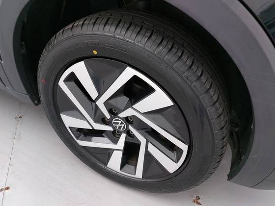 VOLKSWAGEN T-CROSS 1.0 200 TSI TOTAL FLEX COMFORTLINE AUTOMÁTICO — foto 13