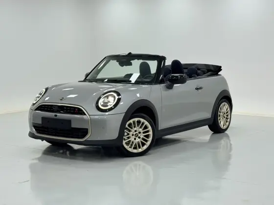 Carro 2.0 16V TWINPOWER GASOLINA S CABRIO STEPTRONIC