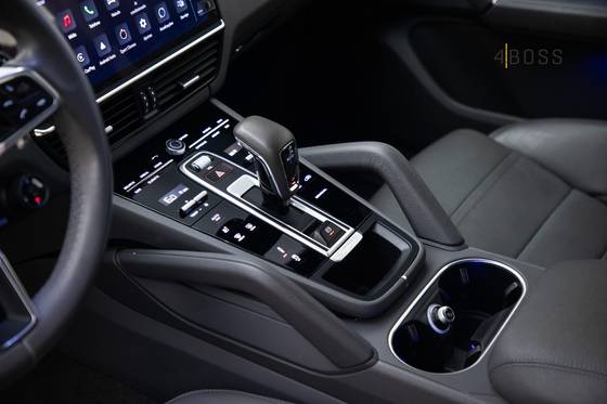 PORSCHE CAYENNE 3.0 V6 E-HYBRID AWD TIPTRONIC S — foto 17