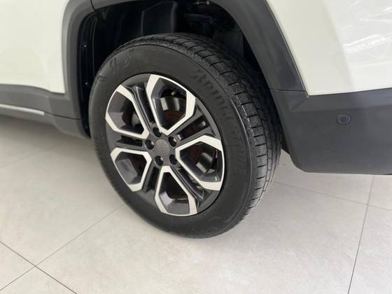 JEEP COMMANDER 1.3 T270 TURBO FLEX LIMITED AT6 — foto 18