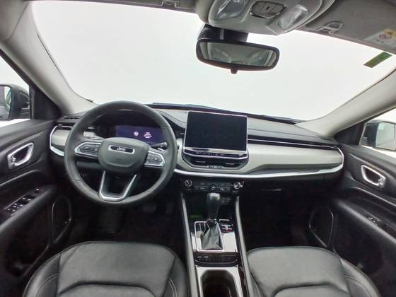 JEEP COMPASS 1.3 T270 TURBO FLEX LONGITUDE AT6 — foto 15