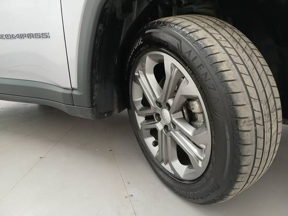JEEP COMPASS 1.3 T270 TURBO FLEX LONGITUDE AT6 — foto 13