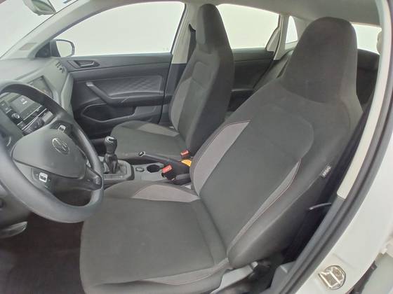 VOLKSWAGEN POLO 1.0 MPI MANUAL — foto 16