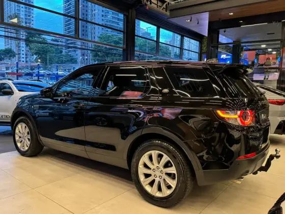 LAND ROVER DISCOVERY SPORT 2.0 16V SI4 TURBO FLEX SE 4P AUTOMÁTICO — foto 3